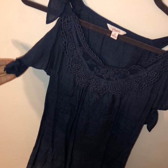 Candie’s Blue Top - Picture 3 of 3